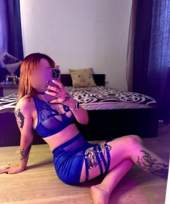 Дина, 21 год, 2 размер груди